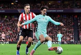 官方：多特与34岁第二门将亚历山大-迈尔续约至2027年